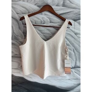 Vuori Villa Textured Crop Tank Milkweed Medium NWT Cropped Sleeveless Top